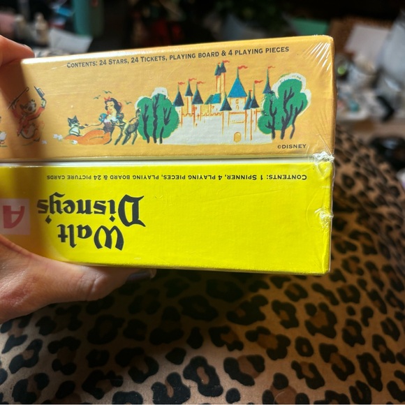 Walt Disney’s Classic Board game Set - Picture 3 of 7